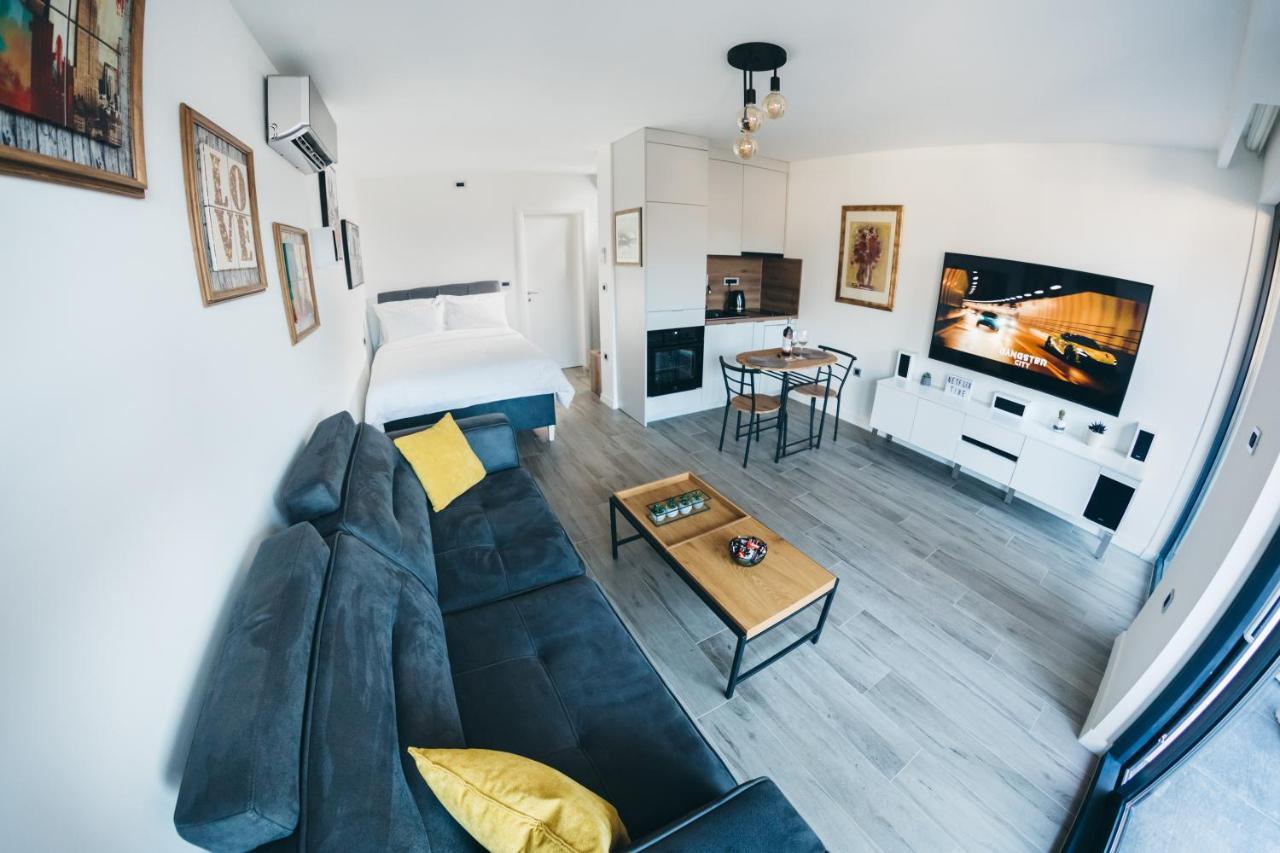 Hellosky Apartament